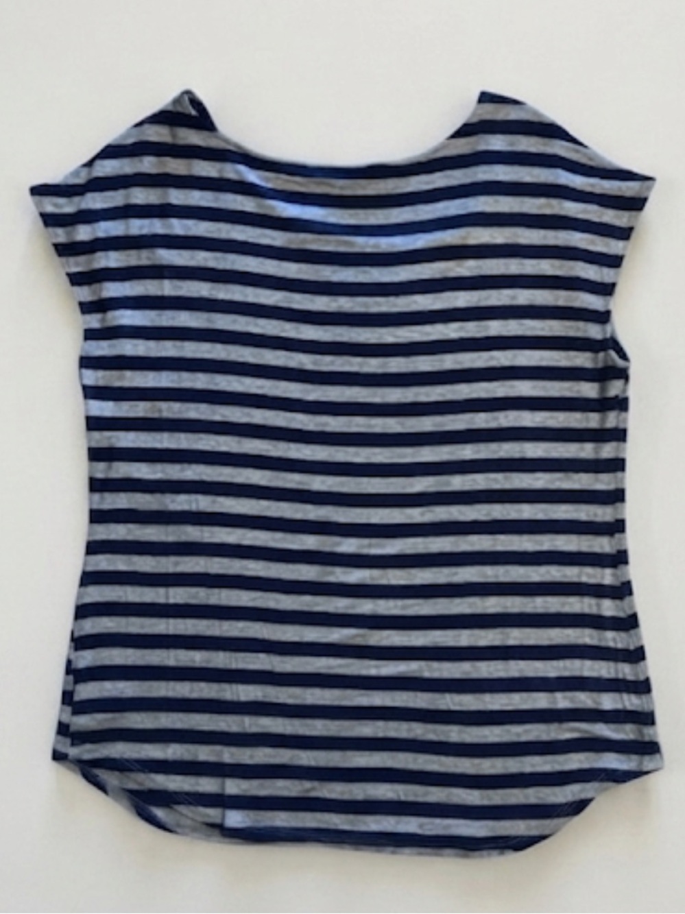 Ricki’s Sleeveless Knit Top Rayon Blend Navy Stripe Womens Medium - Picture 3 of 7